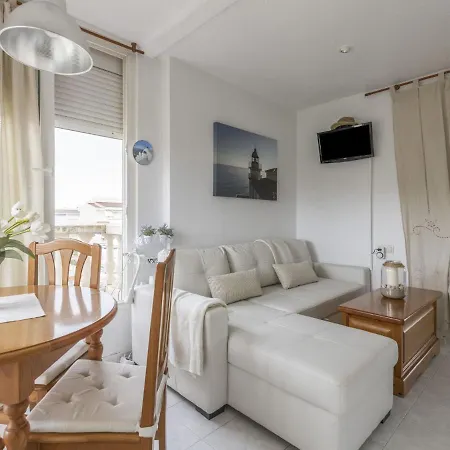 Апартаменты Simplistic In Alcoceber With Swimming Pool *