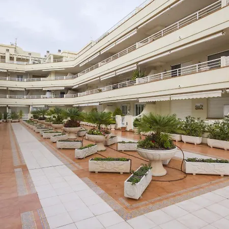 Апартаменты Simplistic In Alcoceber With Swimming Pool
