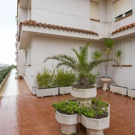 Апартаменты Simplistic In Alcoceber With Swimming Pool Алькала-де-Чиверт