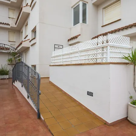 Simplistic In Alcoceber With Swimming Pool Апартаменты *