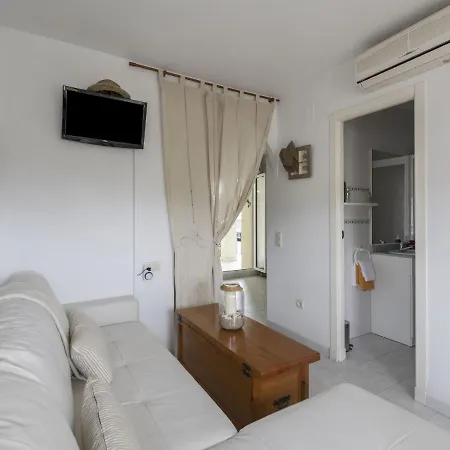 Апартаменты Simplistic In Alcoceber With Swimming Pool *