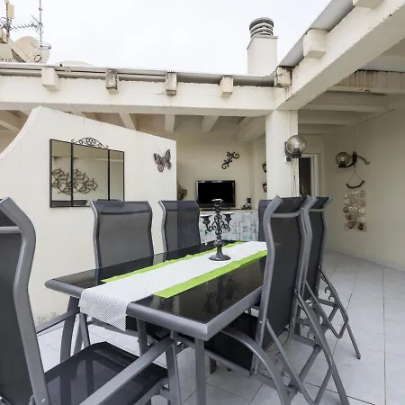 Simplistic In Alcoceber With Swimming Pool Алькала-де-Чиверт